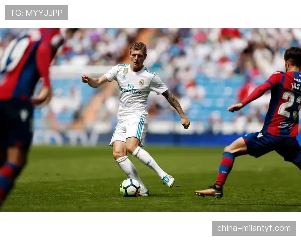 在控球体系下克罗斯与老萨维切夫传球分散趋势分化