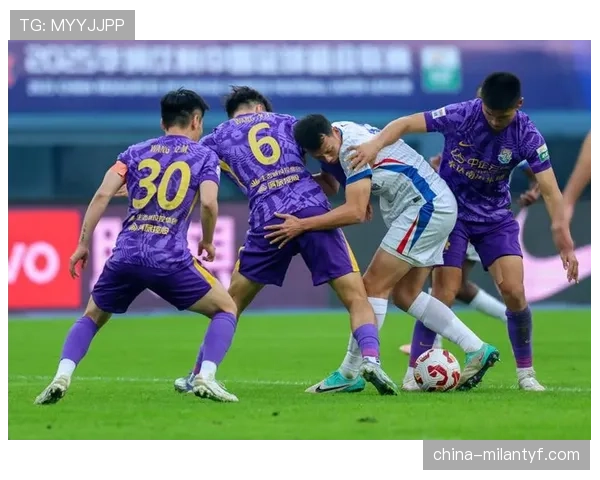 中超豪门申花陷入危机：从战术体系老化到阵容矛盾，争冠之路还能延续吗？