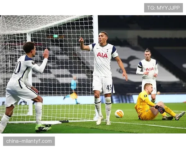 维尼修斯进攻参与度解析：从边路爆点到核心进攻点的转型